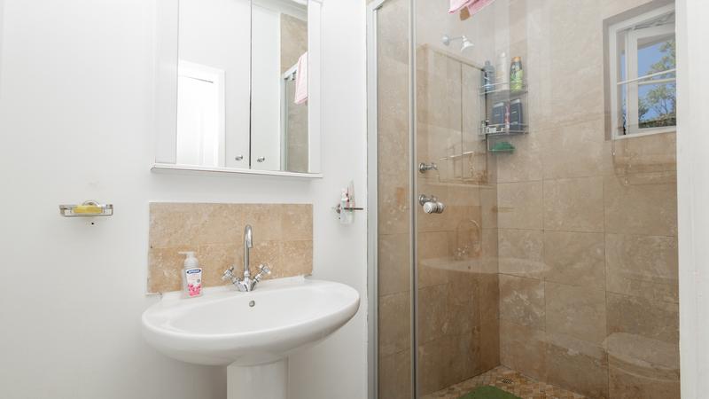 10 Bedroom Property for Sale in Constantia Western Cape